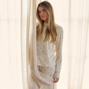 Djerf Avenue × Sofia Richie Grainge
Go Slow Long Sleeve Top